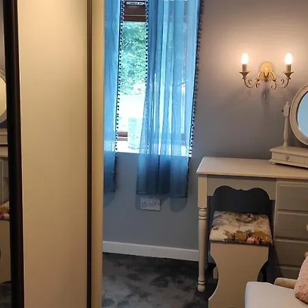 펜션 Padua House In The Centre Of And 2 Mins Walk To The 번드런