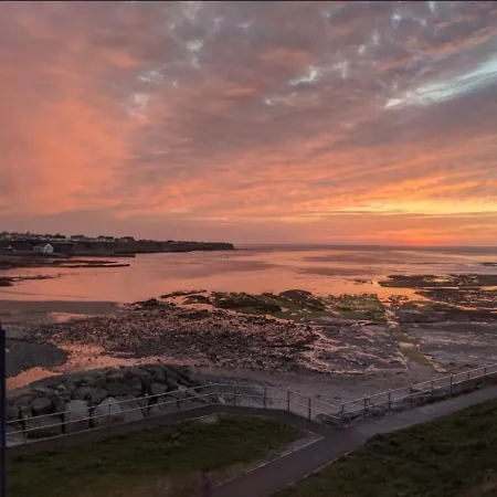Padua House In The Centre Of And 2 Mins Walk To The Nyaraló *
